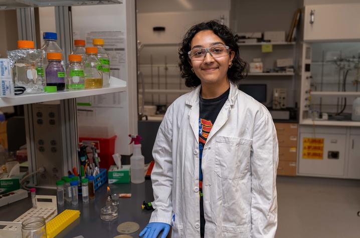 Beckman Scholar Hena Kachroo is researching biochemical approaches to address challenges of sustainable energy.