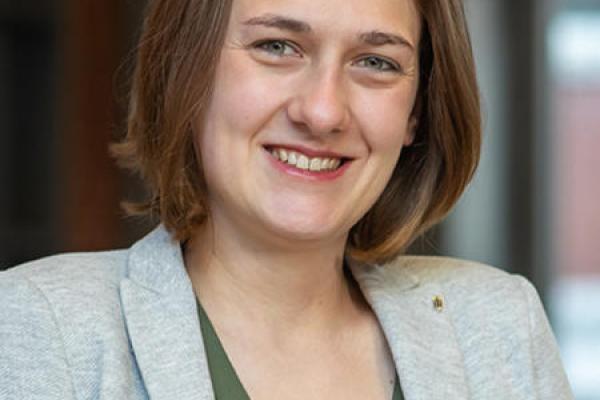 Dr. Gosia Chwatko